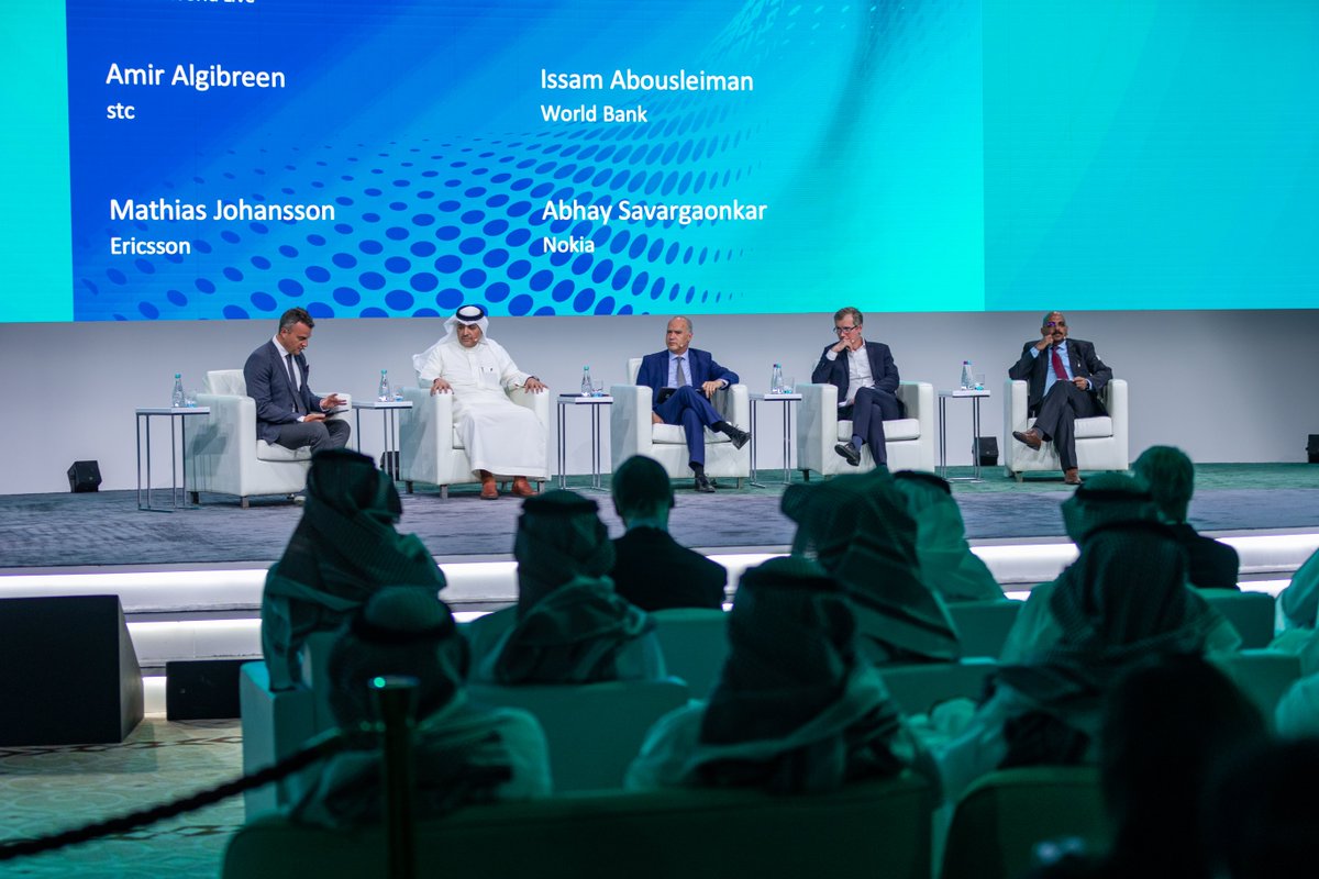EricssonMEA's tweet image. How can mobile technology impact the lives of consumers and the businesses they engage with? 

Mathias Johansson, Head of #Ericsson KSA &amp;amp; Egypt participated in the ‘Expanding the boundaries of Technology’ panel at the @GSMA #Mobile360 Riyadh event.