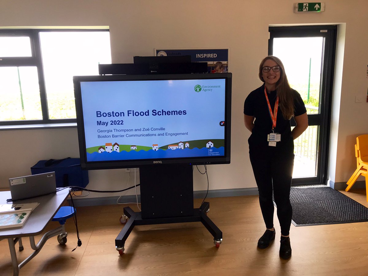 BostonBarrierEA's tweet image. Wow @FishtoftAcademy! You were so knowledgeable today. Thank you for listening to us talk all things #BostonBarrier and #BostonHavenBanks. We’re pleased you learnt a thing or two about our work at the @EnvAgencyMids.