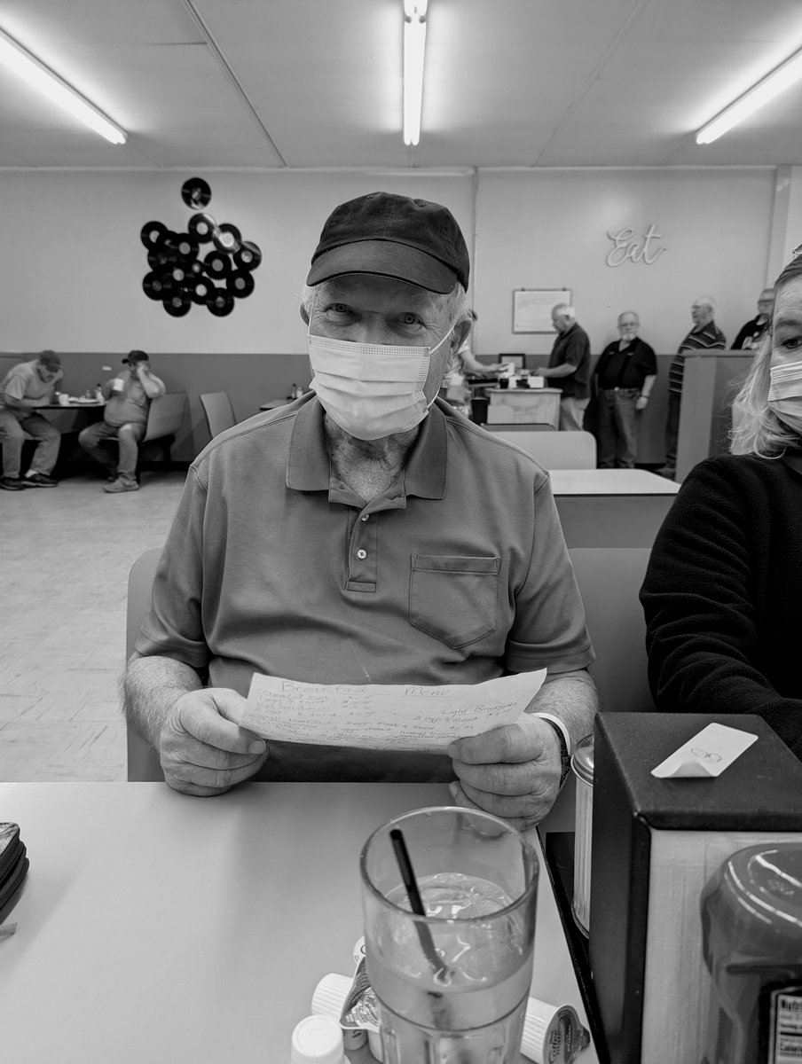 It wasn't the "Tropicana," but breakfast at the Morning Cafe was a hit!

#LucillesBallThemeWeek 
#TrilogyThemeWeek