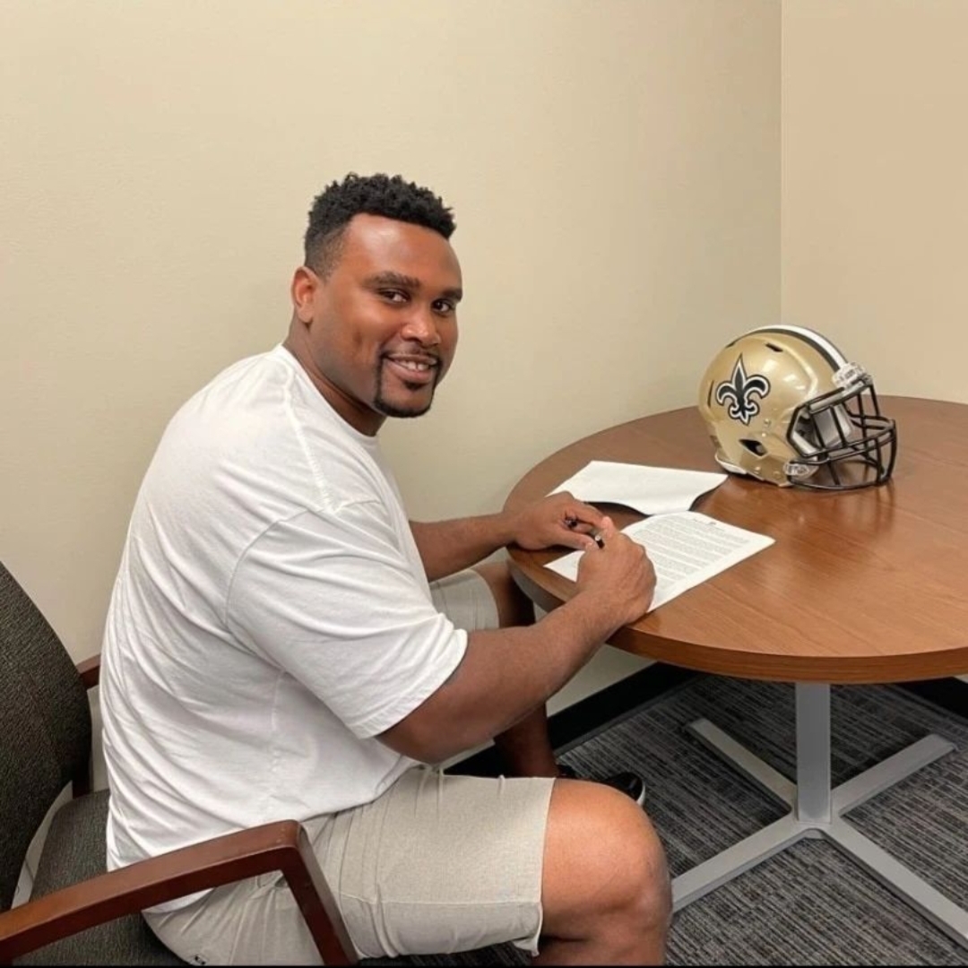 project_sleep's tweet photo. 🏈 Join us in CONGRATULATING Josh Andrews on joining the New Orleans Saints this upcoming season! This will be Josh’s 9th year in the NFL, all while living with #narcolepsy!

🔗 Check out Josh's #WorldNarcolepsyDay awareness videos: https://t.co/exS6CEvaQJ https://t.co/8erpQbZDaY