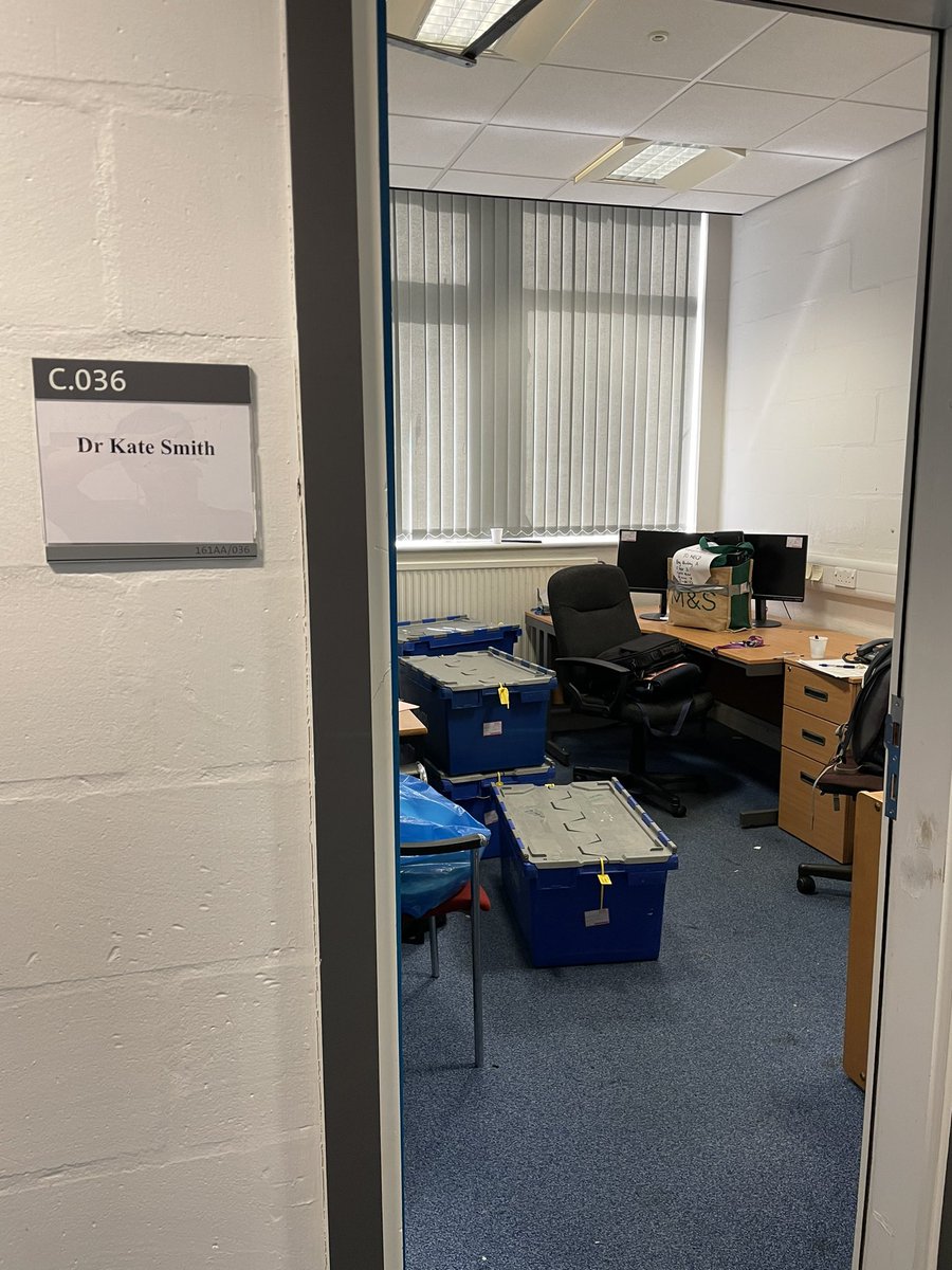 An emotional day ! Goodbye old office (of 12 years). #MoveToMECD <a href="/UoM_MACE/">Department of MACE</a>_SPACE @UoM_MACE <a href="/uom_mecd/">The Home of Engineering and Materials</a>