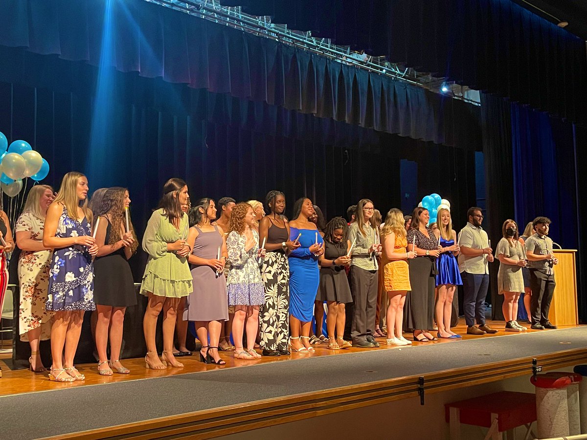 deltona_hsa's tweet photo. A great way to end an amazing year! Thank you to everyone who came to celebrate with us at our 21-22’ banquet 💙 @DHSHappenings https://t.co/45xU7A3ppf