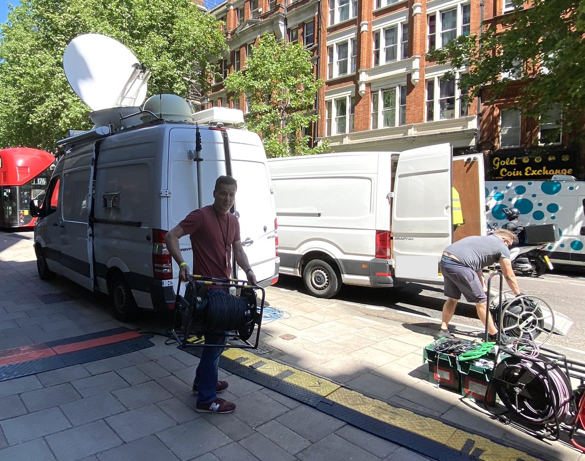 Steve Challes tweet media