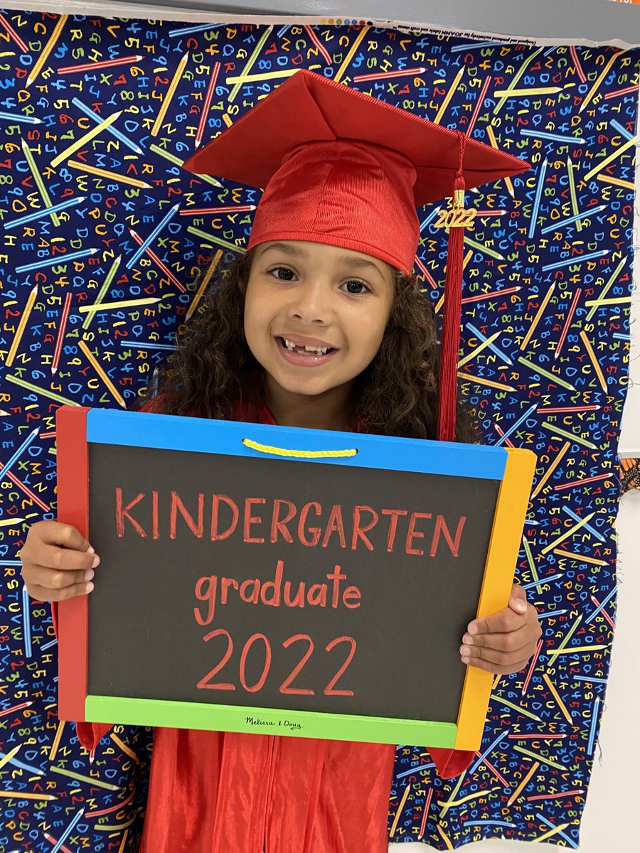 Getting ready for KG graduation at Willowville! ⁦<a href="/WestCler/">West Clermont Schools</a>⁩ #lovewc