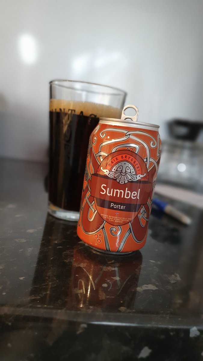 moneight's tweet photo. Delicious porter .. @aegirbryggeri 🍻
#ThirstyThursday #afterworker #beer https://t.co/cI4X8AWlDO