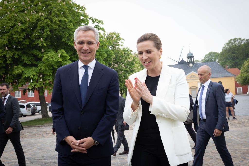 jensstoltenberg's tweet photo. Good to meet Prime Minister Mette Frederiksen in #Denmark, a staunch #NATO Ally making key contributions to our shared security. We discussed the applications from our close partners #Finland &amp; #Sweden, &amp; the need to strengthen our transatlantic Alliance. https://t.co/OC45ujLMZT