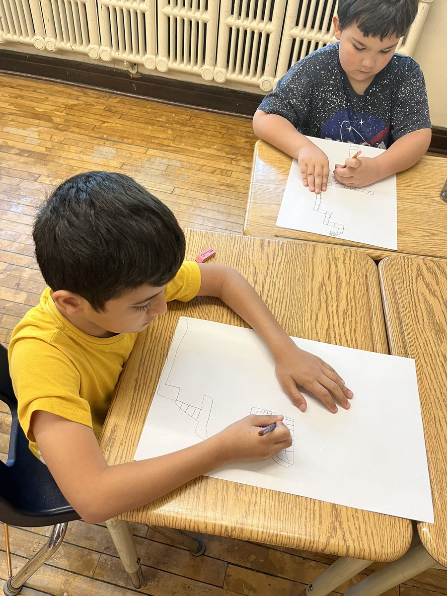 Mrs. Bondy tweet media