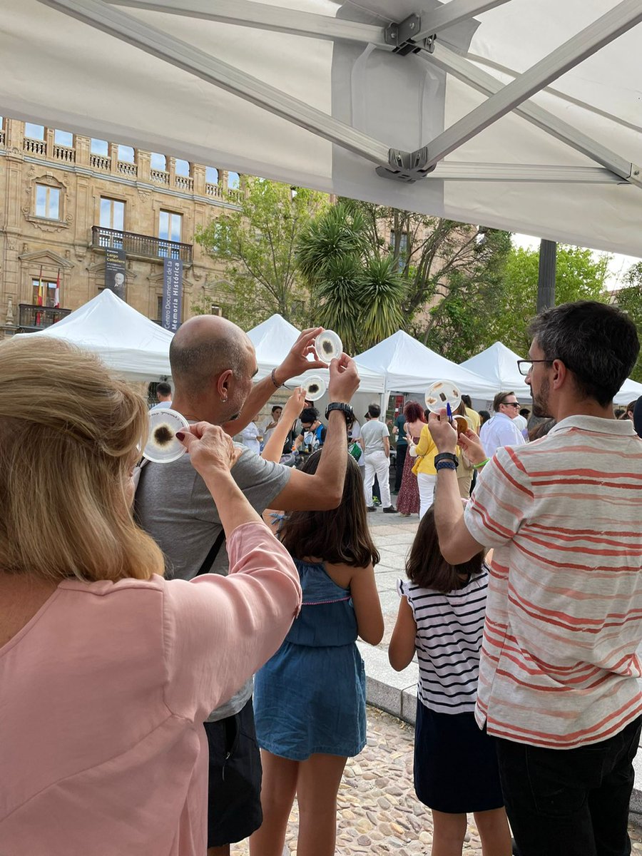 ssukno's tweet image. Yesterday Colletotrichum was in downtown Salamanca and the public loved it! #Colletotrichum  #FascinationofPlantsDay @Ciale @R_Baroncelli @SiolySioly7