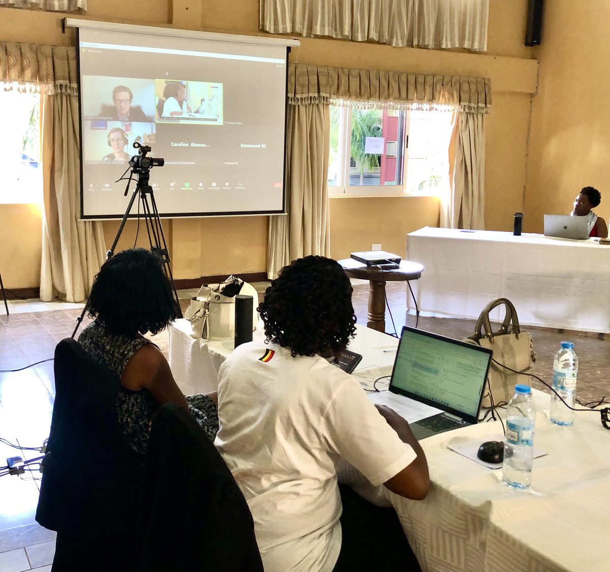 CodinginHeelsug's tweet image. It’s been an intense two days in Entebbe working with a great team of stakeholders to review the “Data Markets Framework draft” and “AI ethical Framework draft” workshop organized by @MoICT_Ug, @UNDP and @UNGlobalPulse.
#codinginheels