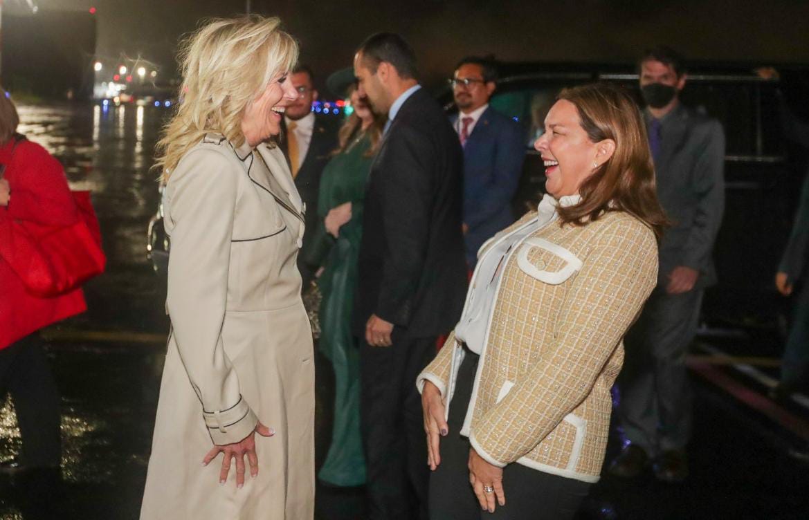 Danielsalcan_'s tweet photo. – Y como ganar la presidenshion ustedes?
– Con tiktoks y les dijimos que arreglaríamos el país en 100 minutos JAJAJA https://t.co/yF4P6buy5r