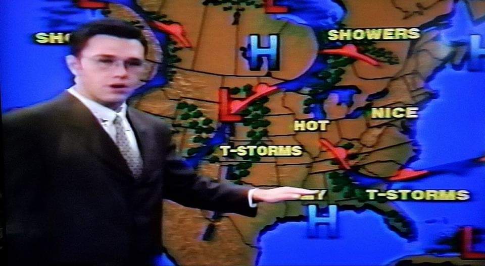 STEMLabOnTheGo's tweet photo. THROWBACK THURSDAY | Here's a #flashback to 1998! My first television job, in #Hopkinsville #KY, at #WKAG TV. Then #flashforward to 2022!  I've left television, full time, now freelancing as a #meteorologist at #WEHT TV, #WTVW TV, and #WSIL TV.

#ThrowbackThursday https://t.co/oiKK4X3rBk