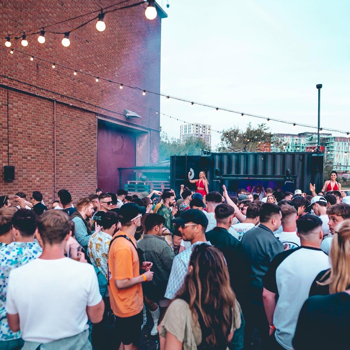 freefromsleep's tweet photo. Saturday is almost here and we’re ready for DJ and dance music producer @djoliversmith to take over @mwterrace for an all-day event, alongside highly praised DJs @justhermusic &amp; @djmartinroth 🔊☀️

🚨🎟 TICKETS ARE ON FINAL RELEASE – Secure yours NOW: https://t.co/NuuAZyrxin https://t.co/sebCOUlgPl
