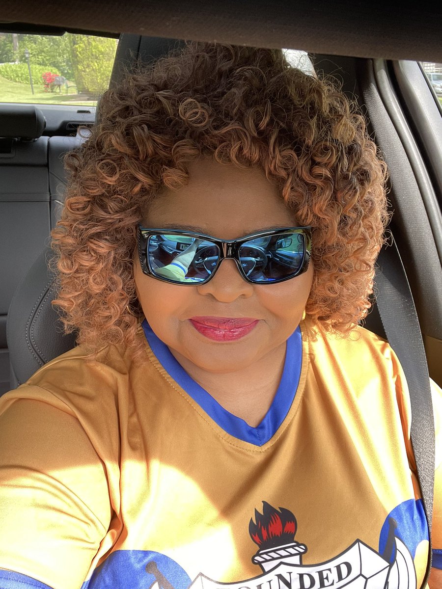 May 19:  Today is my Birthday!  I am thankful for the love of my family, friends, and sorors!  Love you all!!! I’m looking forward to a fantastic day!!!
❤️💙💛🎂🎉🍦🧁
#BlessedandGrateful 
#May19
#TaurusSeason