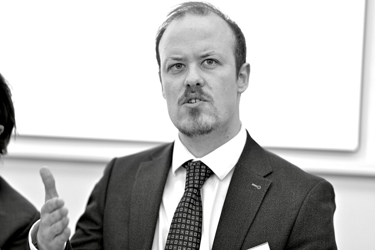 CompetitionLaws's tweet photo. A default position has been prioritizing procedural vs. substantive norms. But NCAs shouldn’t run away from enforcement in uncertainty if some cases require it - @davidmreader @NCLLawSchool @MelbLawSchool #InternationalMergers #Antitrust #CompetitionLaw https://t.co/IybOsdPn77