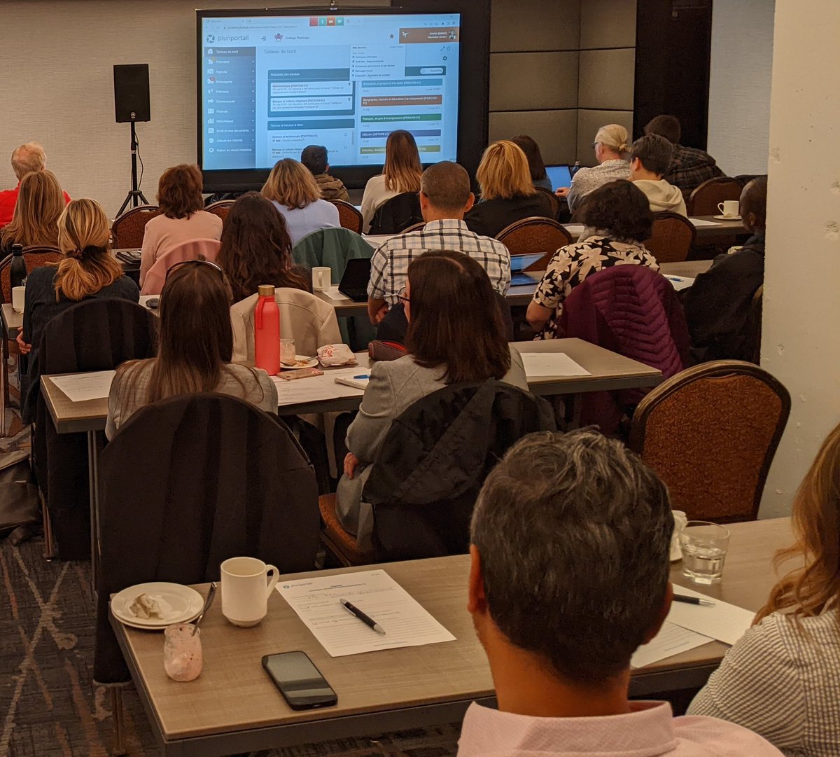 Quatrième journée de rencontre des utilisateurs Pluriportail 2022. #pp25 #dévoilement