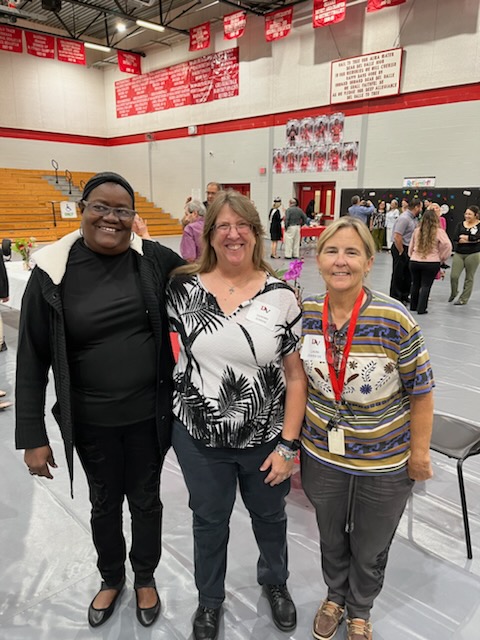 DVISD_DVMS's tweet photo. ICYMI: #DVPROUD Happy Retirement to Ms. Johnson, Ms. Sirles and Ms. Simon! #DVMSheros #DVMSstrong https://t.co/09BIhyDPk6