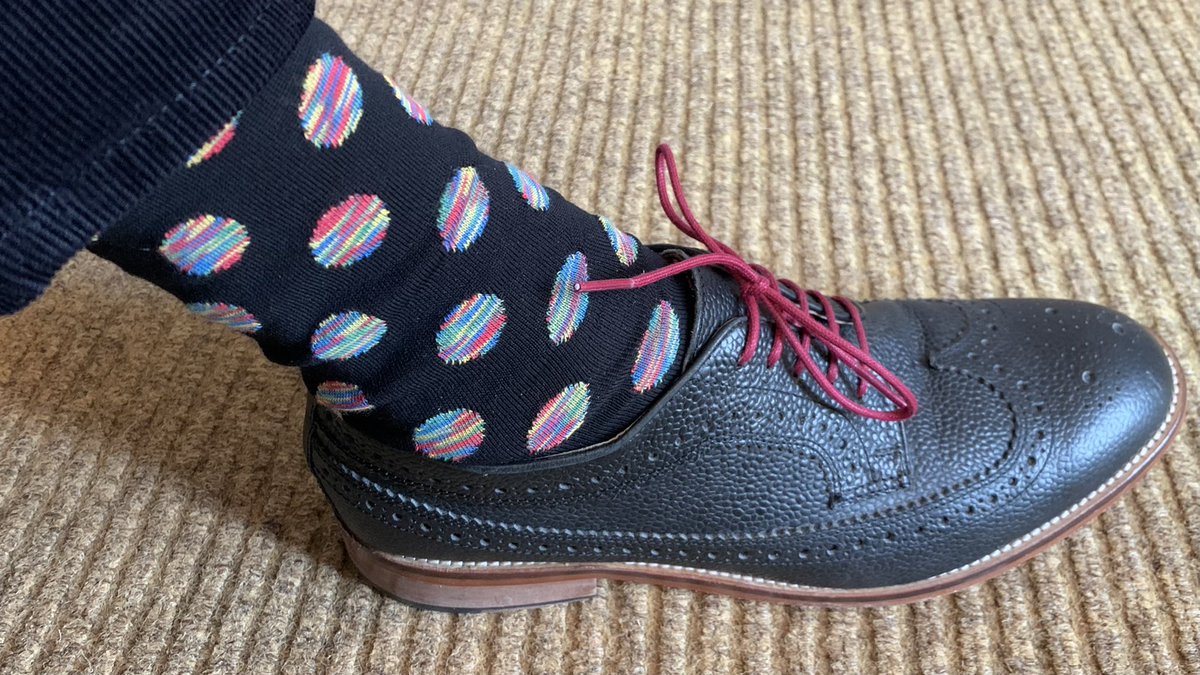 N1ckTodd's tweet photo. @SockCouncil | #SocksOutThursday | @paulsmith | @HWTrickett #Brogues | #BSFC 497 https://t.co/qbKWpXaxwv