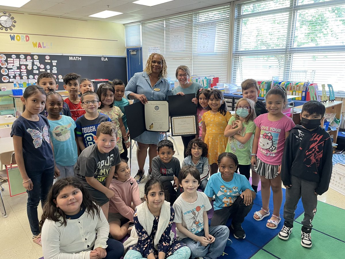 Candice Stafford tweet media