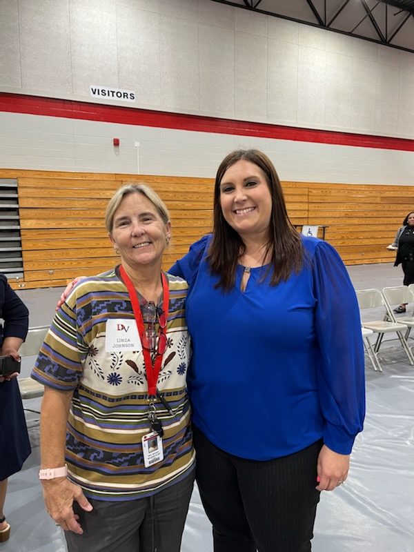 DVISD_DVMS's tweet photo. ICYMI: #DVPROUD Happy Retirement to Ms. Johnson, Ms. Sirles and Ms. Simon! #DVMSheros #DVMSstrong https://t.co/09BIhyDPk6