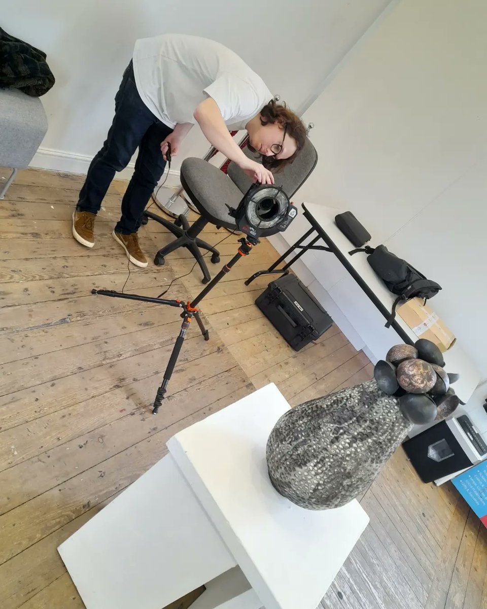 RVBCArtsDev's tweet photo. Working with #Sairo a new cutting edge digital company based in the Ribble Valley. Using their photorelistic scanning techniques we will be able to offer you a new interactive way to experience @PlatformGall exhibits. #mixedreality #metaverse @CreativeLancs @BusinessRibbleV https://t.co/KYi1aFsvl4