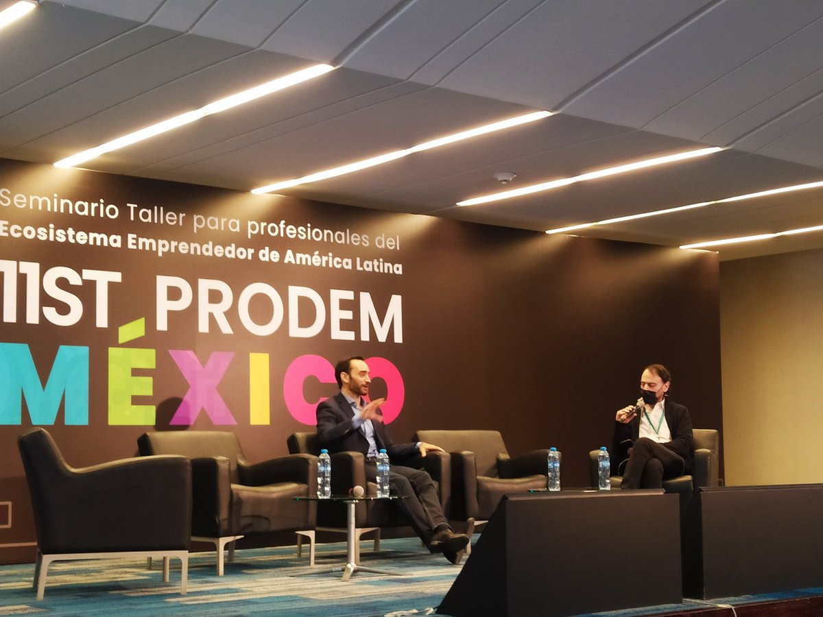 ProDemUNGS's tweet photo. Hernán Kazah de @KaszekVentures empieza el tercer día del #11stprodem contandonos sobre el financiamiento de emprendimiento latinoamericanos.

@ASEM_Socios @IEEGLCDMX https://t.co/LXE7E76lsf