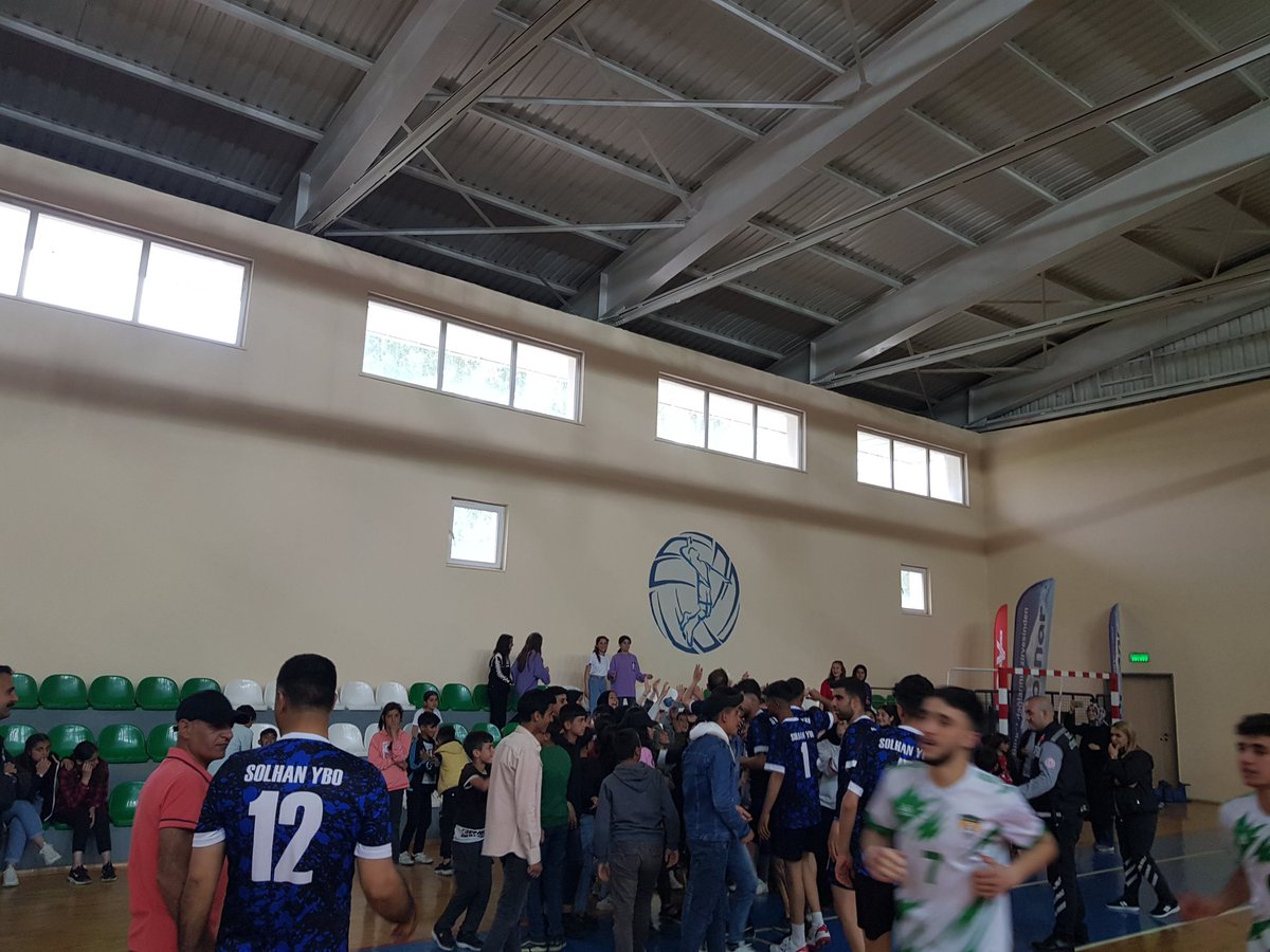 solhan_l's tweet photo. Kaymakamlık Voleybol Turnuvasında finaldeyiz. https://t.co/2YoziVDsj7