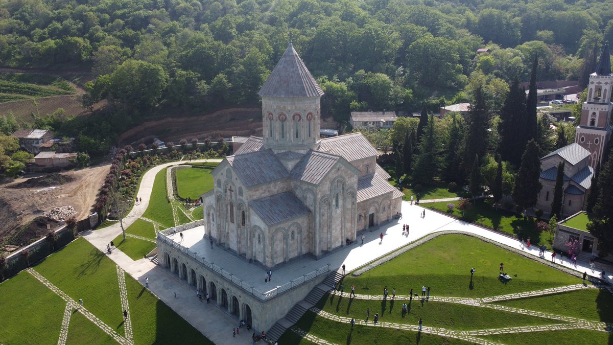 IrakliGuide's tweet image. Tours to Georgia 🇬🇪🇬🇪🇬🇪

#Georgia #Tbilisi #جورجيا #تبليسي #سياحة_وسفر #سياحة #مرشد_سياحي جورجيا #مرشد_سياحي 
انا مرشد سياحي اتحدث الانجليزيه بطلاقه يمكنني عمل برنامج سياحي متكامل لكم 
يمكنكم التواصل معكم عبر الواتساب 00995568433133 

#الهلال_الفيحاء