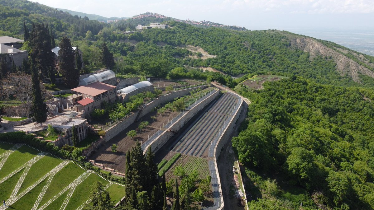 IrakliGuide's tweet image. Tours to Georgia 🇬🇪🇬🇪🇬🇪

#Georgia #Tbilisi #جورجيا #تبليسي #سياحة_وسفر #سياحة #مرشد_سياحي جورجيا #مرشد_سياحي 
انا مرشد سياحي اتحدث الانجليزيه بطلاقه يمكنني عمل برنامج سياحي متكامل لكم 
يمكنكم التواصل معكم عبر الواتساب 00995568433133 

#الهلال_الفيحاء