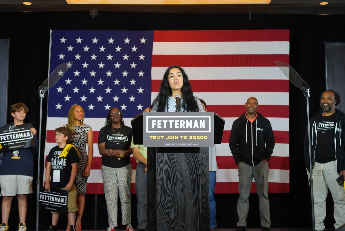 Gisele Fetterman gives a speech on Election Night.