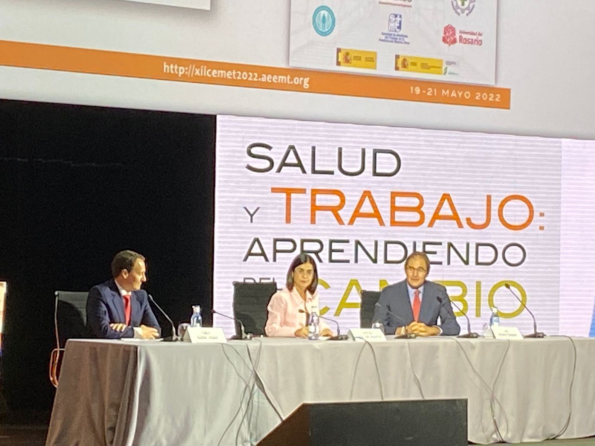 AeemtCom's tweet photo. Empezamos el  1️⃣CIMET 1️⃣2️⃣ CEMET, 

Arrancamos fuerte 💪💪💪

Ministra de Sanidad Carolina Darias https://t.co/C6p9YDTcnL