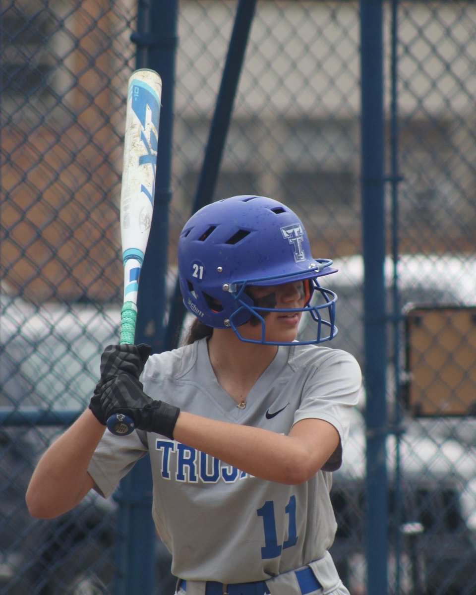 TrinityHS_SB's tweet photo. Congratulations to our All-CVC athletes this spring!
Grace Russo ‘22, 1st Team
De’Oshania Bennett ‘24, 1st Team
Raven Hurley ‘23, Honorable Mention
Nylah Nevels ‘24, Honorable Mention

Very proud of the hard work each of these ladies put in this season. 🥎💙 https://t.co/zehglMeRhI