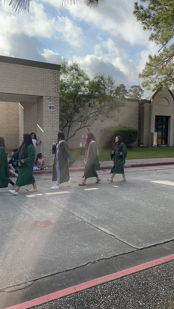 Veronica Pena-Laijas tweet media