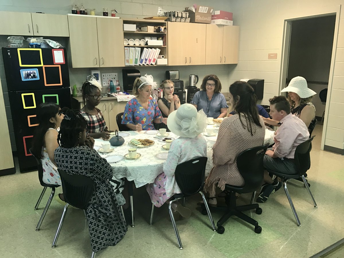 Doby's Bridge Elementary tweet media