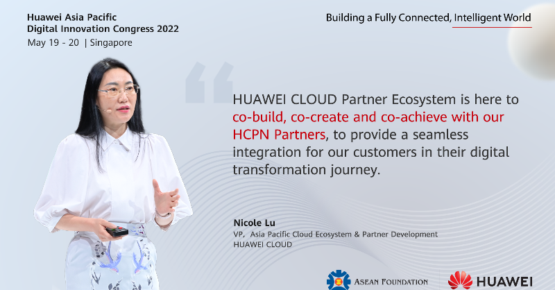 HuaweiCloud1's tweet photo. Be inspired by how digital transformation changes our lives right now and tomorrow. 

Today, during  #HUAWEICLOUD session "Dive into Digital, Everything as a Service", our speakers share insights on digital leadership in the digital first era.

#FORinnovationDigitalAPAC