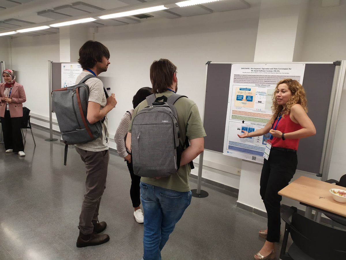 RCIS_Conference's tweet image. Second round! 🔔

The last set of research projects at #RCIS2022 has already been presented. Time to have a chat with the presenters! 🤝