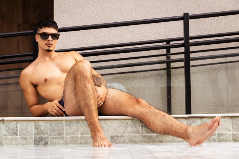 popaocubo's tweet photo. #THIRSTTRAPTHURSDAY: Guilherme Guimarães by Thiago Henriques for @popaocubo!
https://t.co/Uj0Pok8uOo
#PopAoCubo #Blog #ExclusiveEditorial #EnsaioExclusivo #ThiagoHenriquesFotografia #GuilhermeGuimarães #AgênciaVogue #LeafEco #Havaianas #CertifiedSexyGuy #ThirstTrap https://t.co/ZevHOECzhz