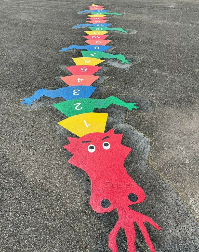 Simatecsprl's tweet photo. Il n'a pas l'air mais il très gentil notre dragon ;)

#jeu #ecole #thermo #dragon #simatec https://t.co/1mD96qCbqc https://t.co/XLr632NyZ2