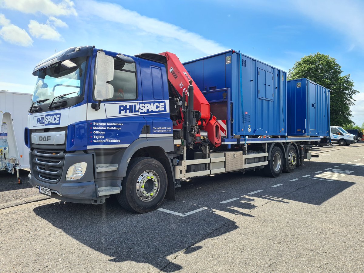 What a glorious day to collect your new hogs! 

<a href="/PhilspaceLtd/">Philspace Ltd</a> collecting two GP360's from HQ this afternoon! 

#InnovationNotImitation #InnovationThatWorks #GroundhogUKLtd #SiteWelfare