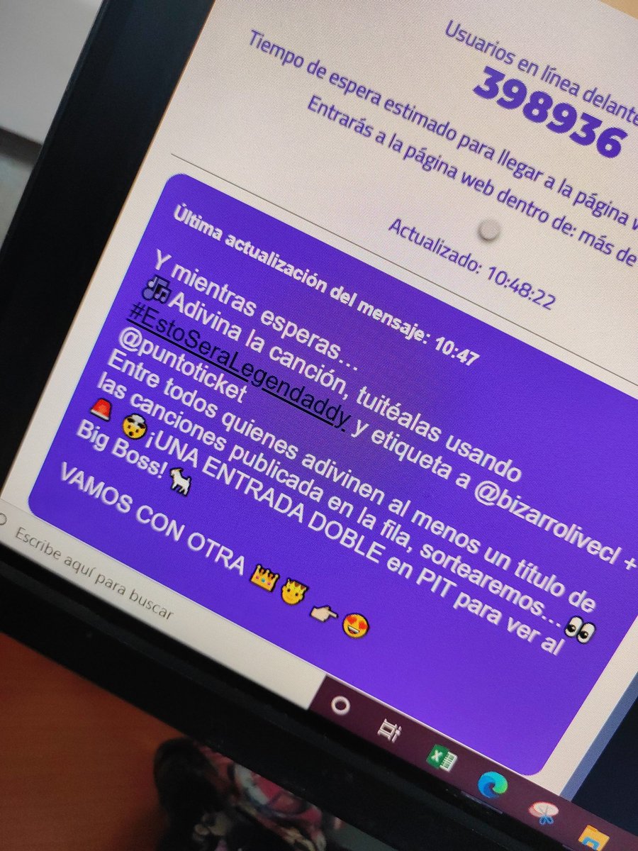 AleJeeeria's tweet photo. Tu príncipe  @puntoticket @bizarrolivecl #EstoSeraLegendaddy https://t.co/cbMP8W7dPC
