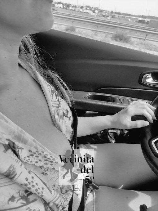 De camino! La he subido parada eh..? No os asust&eacute;is 😇😇 https://t.co/ceWrwLYidy<a href="/tag/rubias"class="tags"><span>#rubias</span></a><a href="/tag/vecina"class="tags"><span>#vecina</span></a><a href="/tag/luneshot"class="tags"><span>#luneshot</span></a>