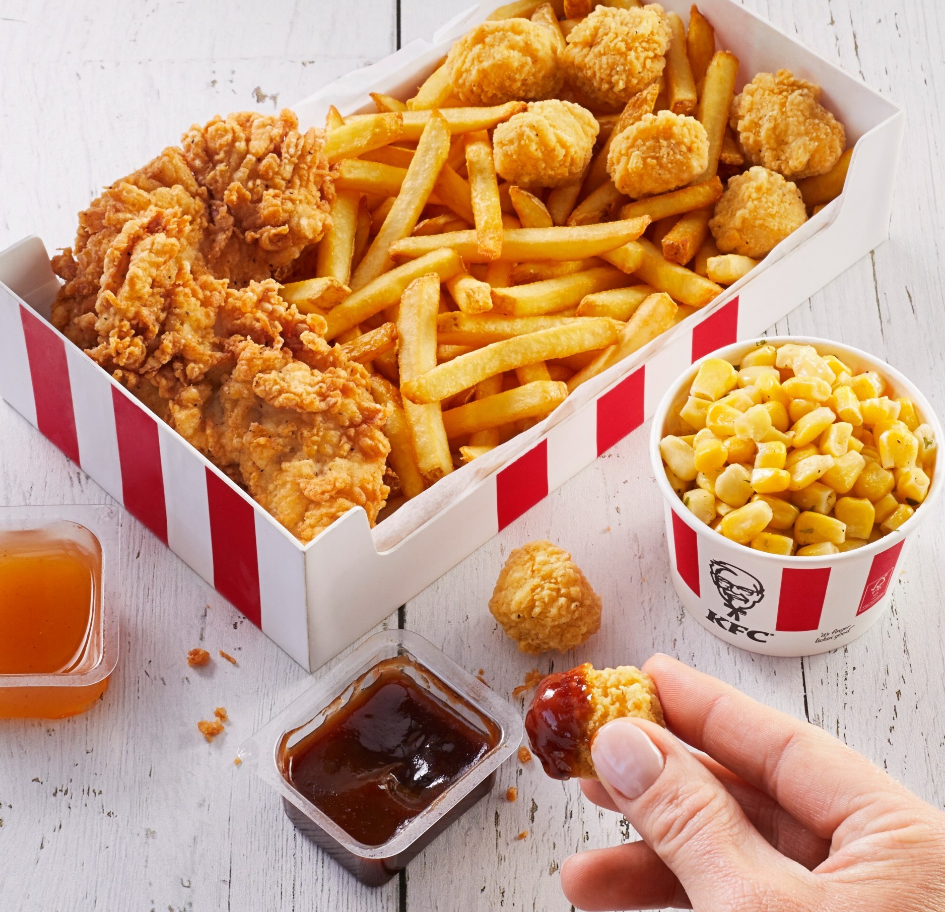 KFC Canada on Twitter "POV You're about to dig into this 5 Boneless Box for the ultimate