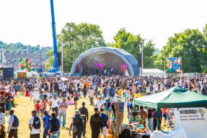 🤩 People's Day returns to Mountsfield Park on Saturday 16 July as part of #Lewisham2022 

🥤 If you are a caterer or run a bar and would like a stall on the day, we want to hear from you.

⭐️ Please apply online by Thursday 26 May. 

Full details ow.ly/ZCGf50IVMER