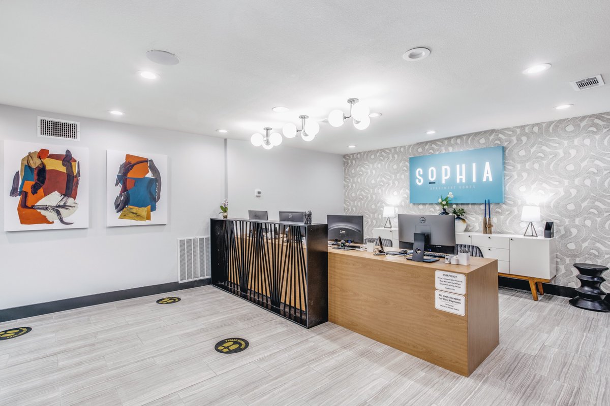 The Sophia apartment homes offer newly renovated, spacious floor plans from 1, 2, and 3 bedrooms and a host of convenient amenities. Close to the action of downtown Dallas, you can have the accessibility and high level of modern finishes you demand, all at an incredible value.