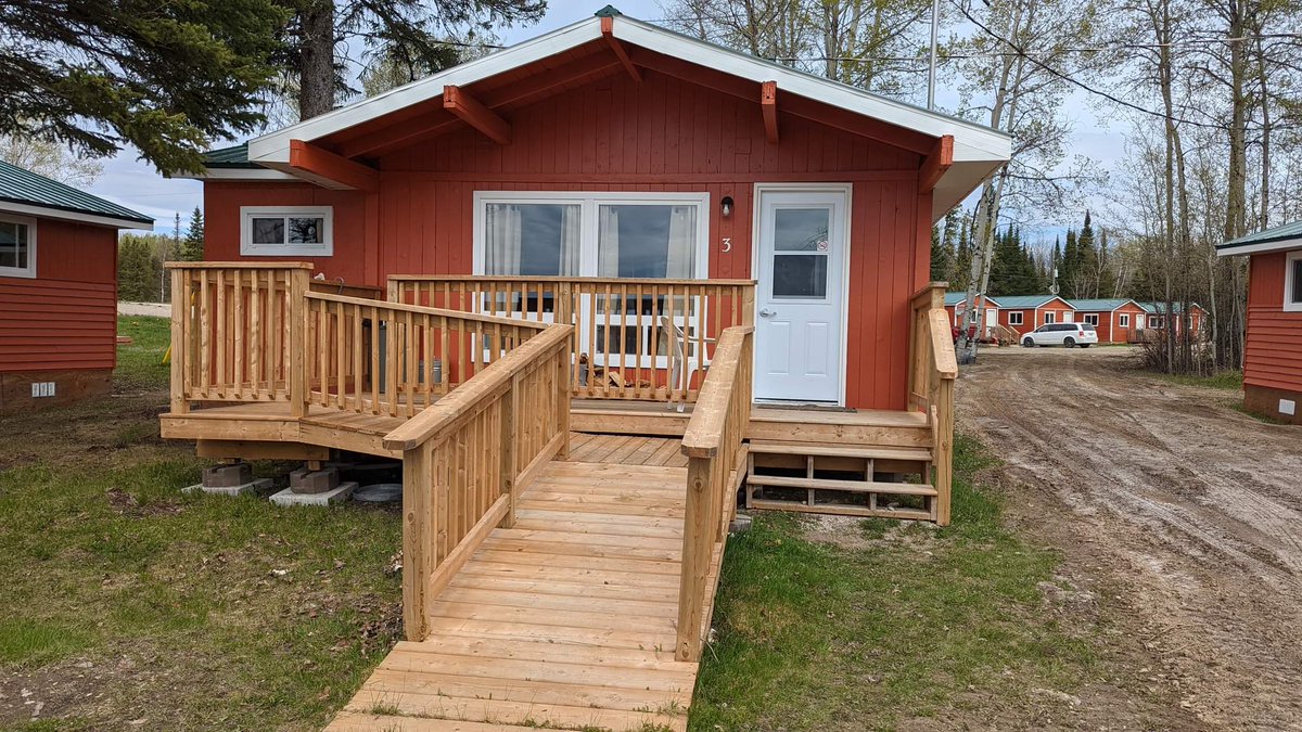 IslandViewCamp's tweet photo. Beautiful Lakeside Cabins https://t.co/1pHmX0ikxw