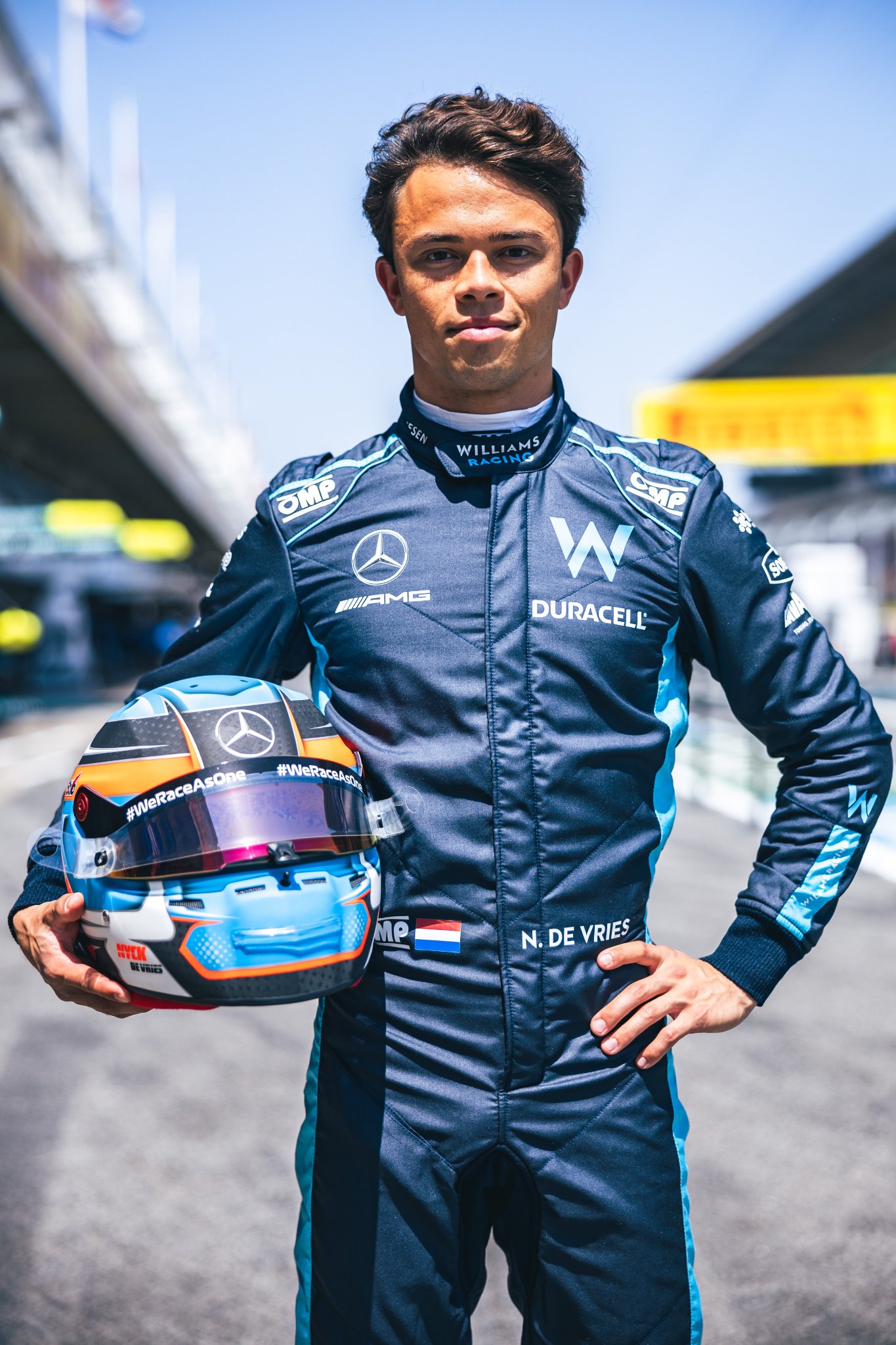 wtf1-on-twitter-first-s-of-nyckdevries-in-his-williamsracing-gear