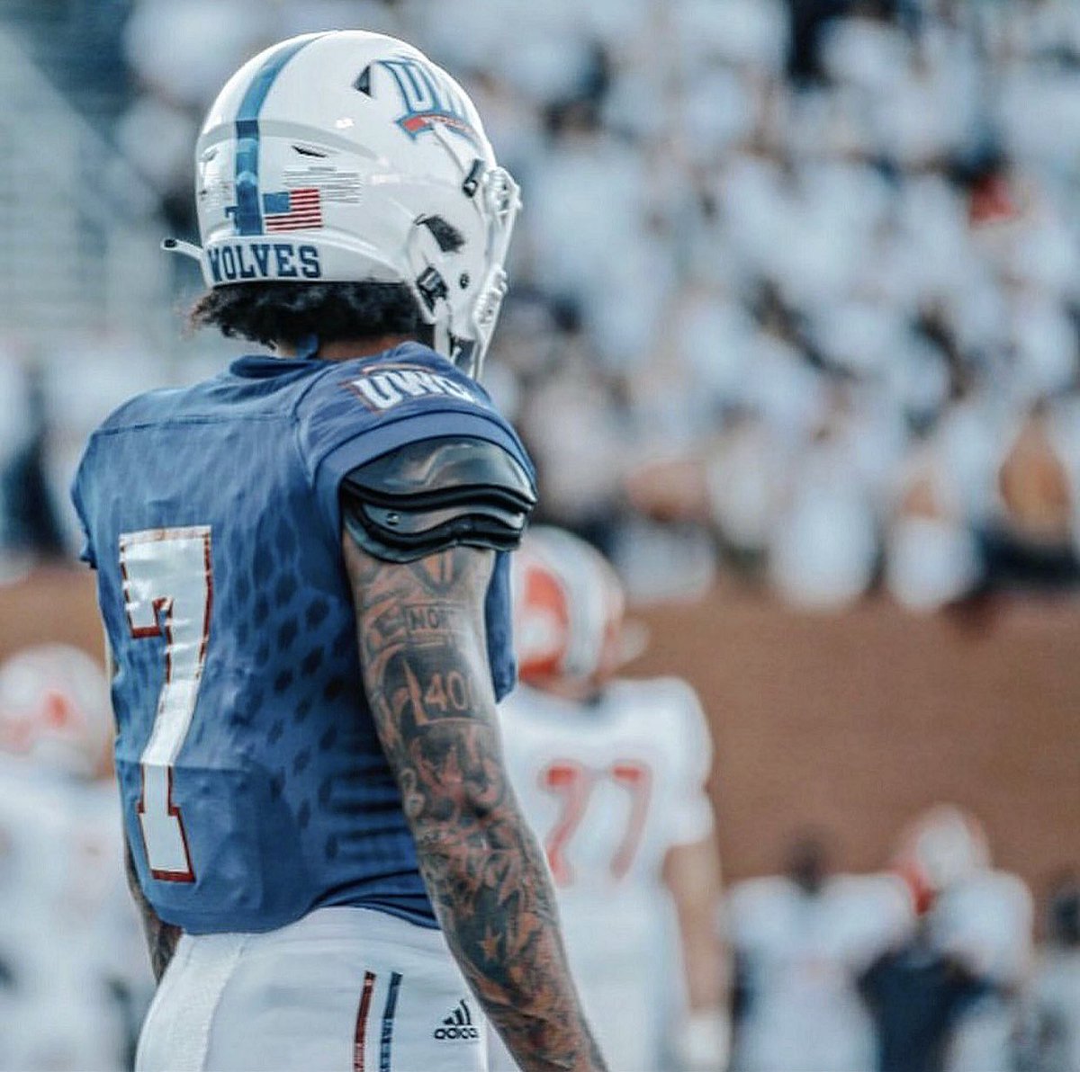 WORK WITH THE WOLVES THIS SATURDAY
✅Combine Testing
✅One on One Competition Drills
✅Position Specific Instruction with UWG Football Staff

🔗: bit.ly/32dIFu2