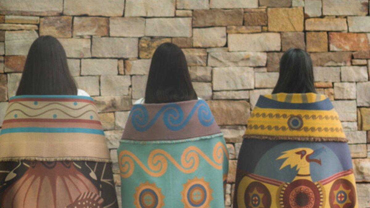 FAMokMuseum's tweet photo. Check this out! 👀

We were excited to work with @NativeMax magazine for the Spring 2022 edition featuring Oklahoma Style.  View digital here: https://t.co/wuiuITvm9i. (Oklahoma Style, pages 20-36) Get your copy here: https://t.co/ICz7jh8uYK.
#FAMfashion
#FAM
#NativeMaxMagazine https://t.co/jhyJ8wYXd3