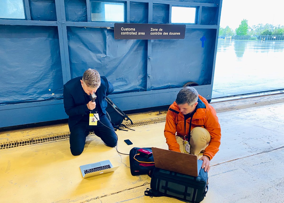 chrisshipitv's tweet photo. Today’s impromptu edit suite comes courtesy of a wet aircraft hangar in Ottawa …
#workingonthego
 @ColleyPhoto https://t.co/eXXc6MU32j