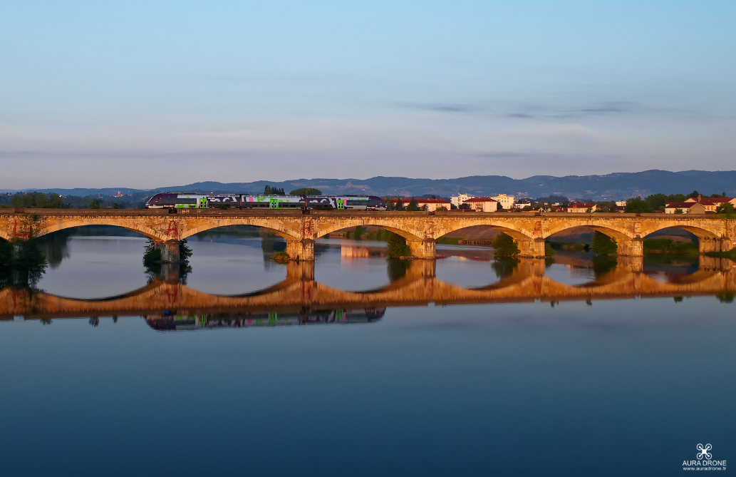 SNCF TER AURA tweet media