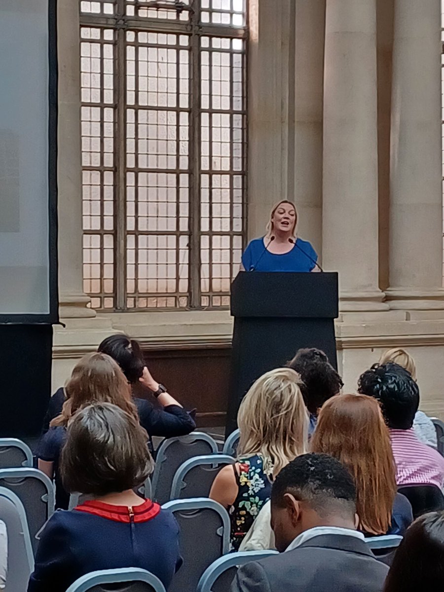 xto_p's tweet image. Keynote address from @charlot_summers @Cambridge_Uni  sharing her journey to the best job in the entire world, working with brilliant people, training students and solving problems that matter to patients...

&quot;No challenges, only opportunities...&quot;
 @AMS_Careers

#catac2022